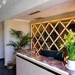 Hotel Bora Bora 4*