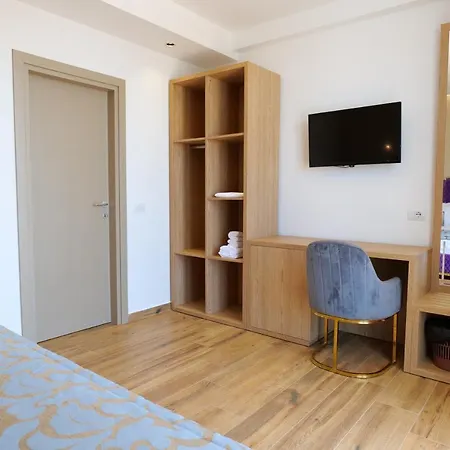 Hotel Bora Bora Ksamil