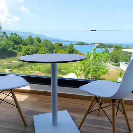 Hotel Bora Bora Ksamil