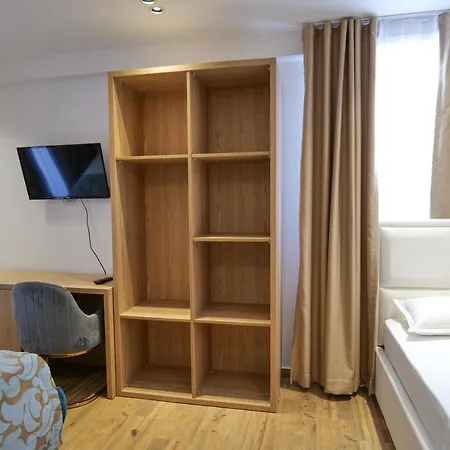 Hotel Bora Bora Ksamil