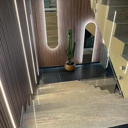 Bora Bora Hotel
