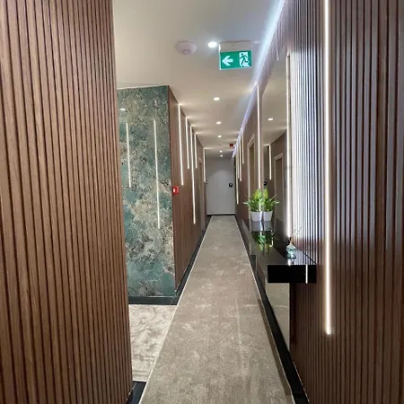 Bora Bora Hotel