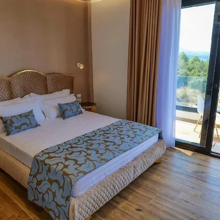 Bora Bora Hotel 4*