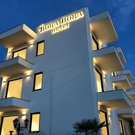 Bora Bora Hotel 4*