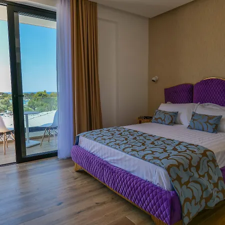 فندق Bora Bora 4*