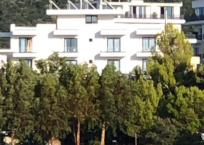 Bora Bora Hotel Ksamil